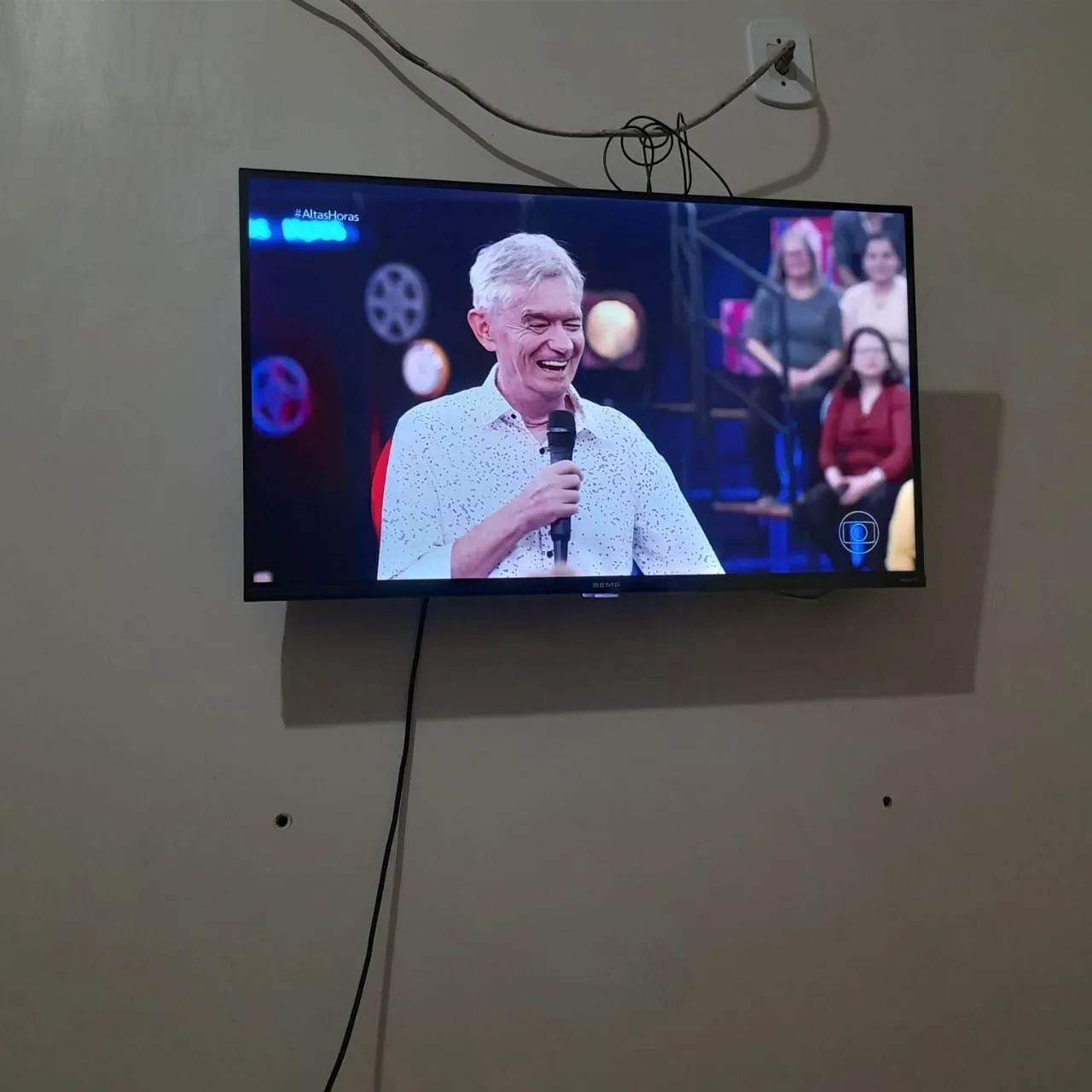 Televisão