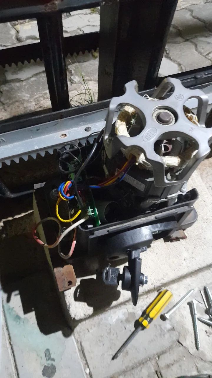 Conserto motor Portão  - Foto 4