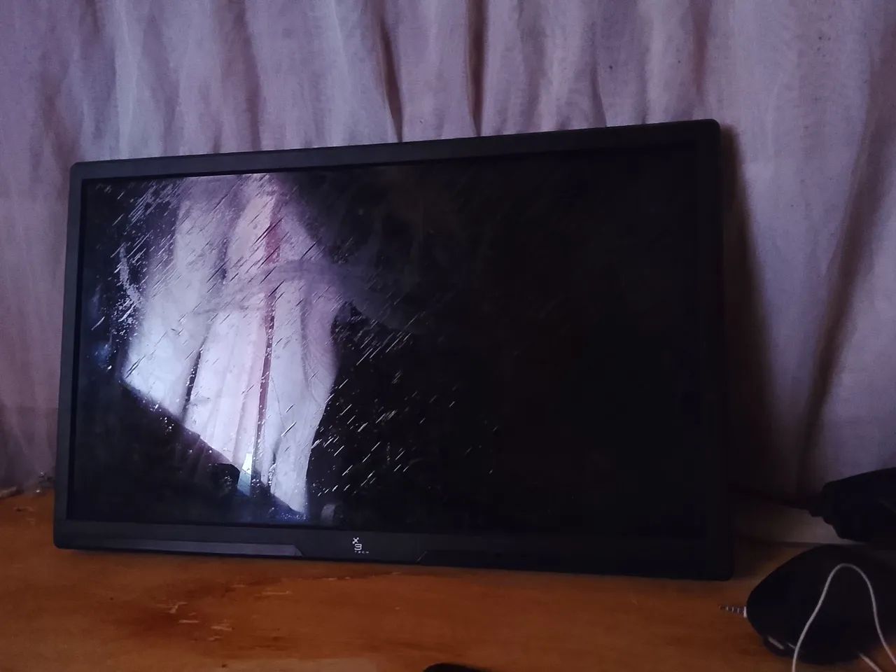 Monitor 20 polegadas apenas com a tela arranhada - Foto 3