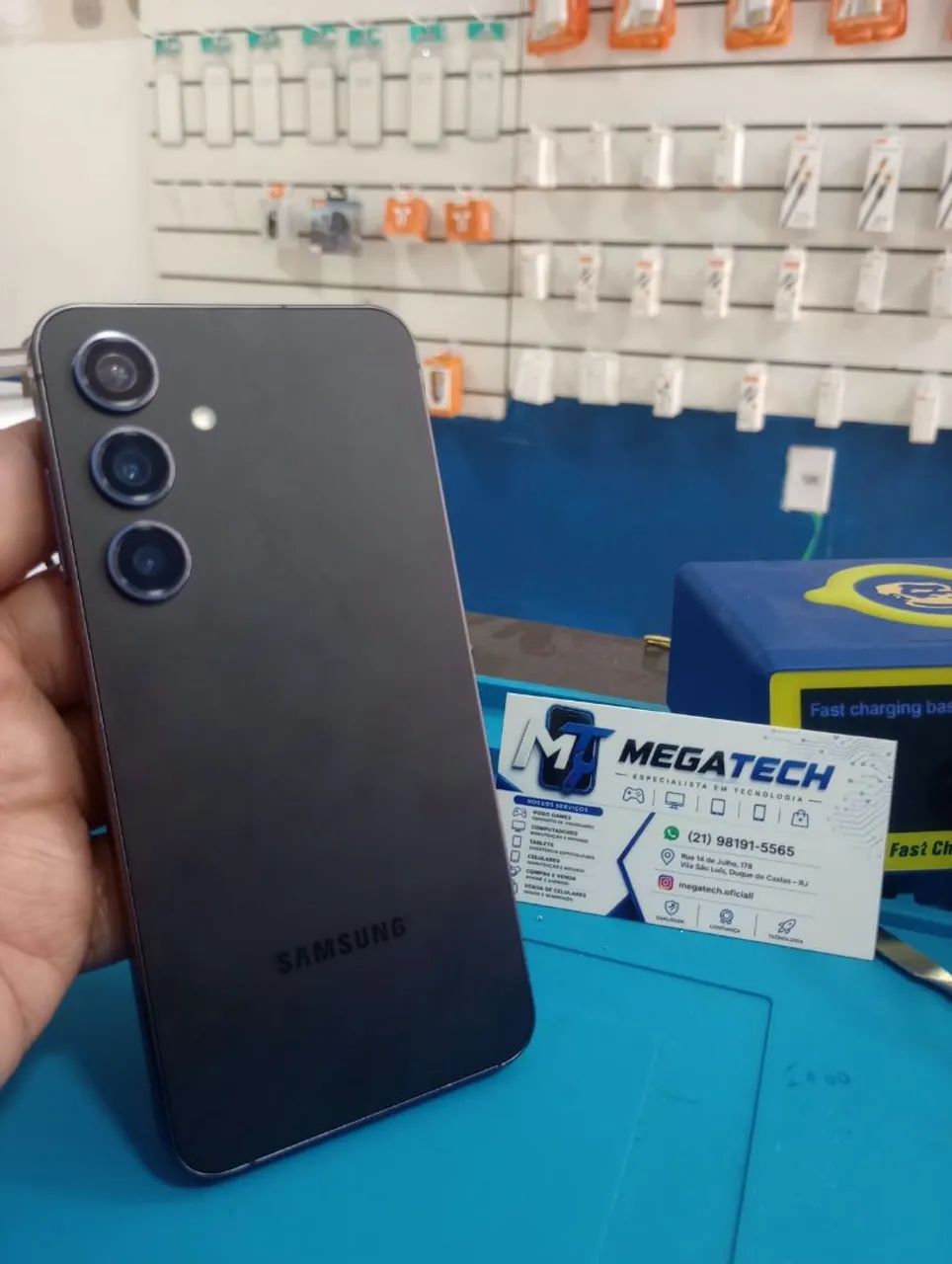 Samsung s24 