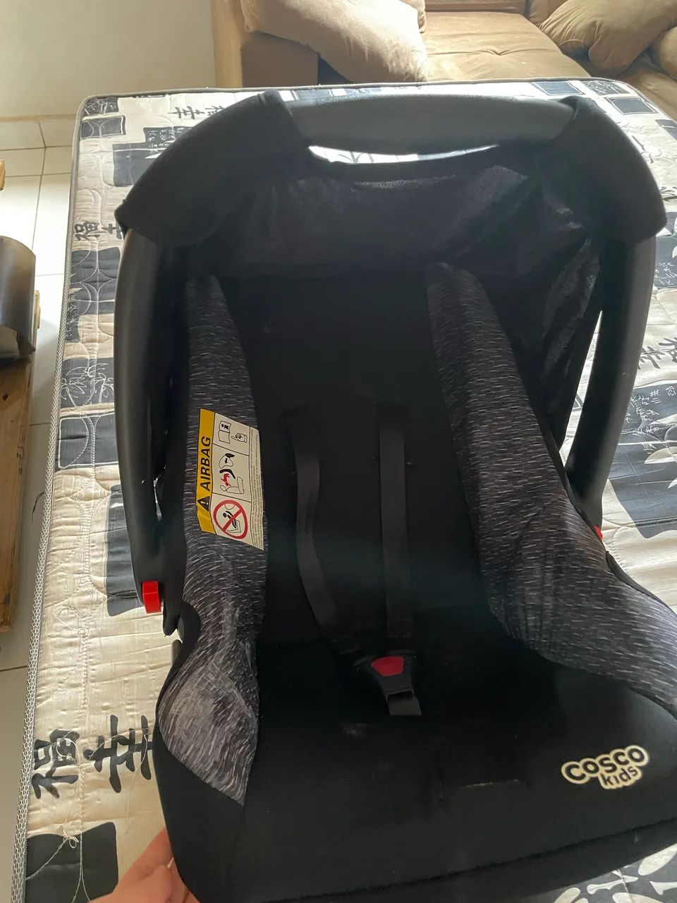 Carrinho de bebê cosco+bebê conforto - Foto 2