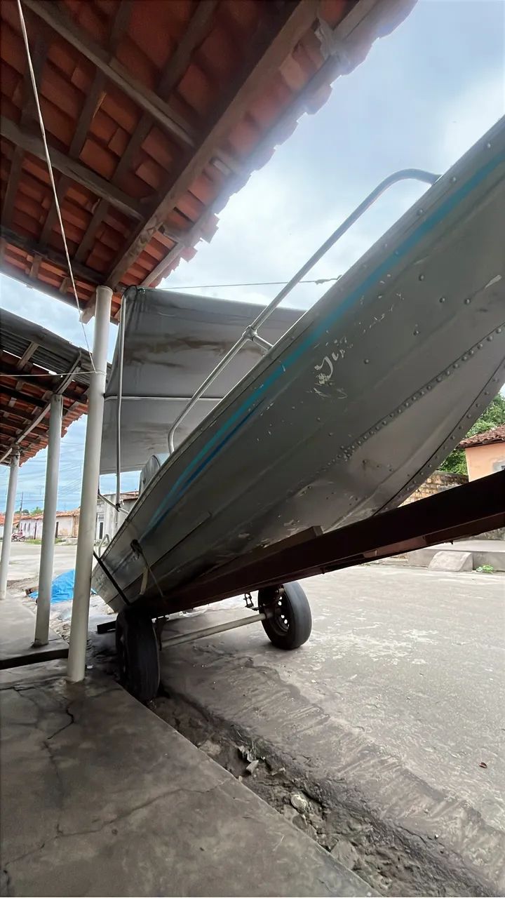 Vende-se lancha com motor 30hp johnson na partida com comando a distância  - Foto 4