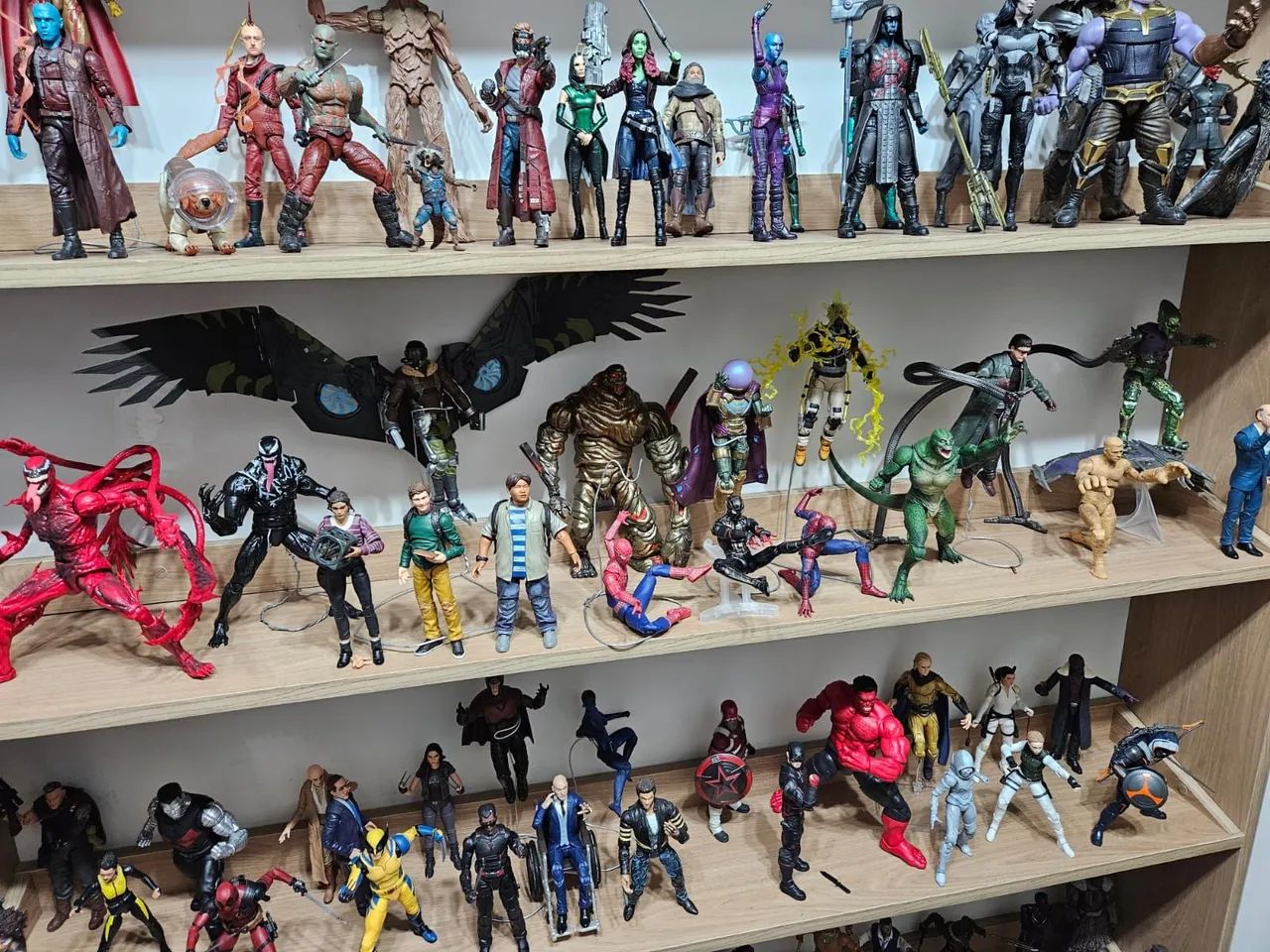 Marvel legends a venda