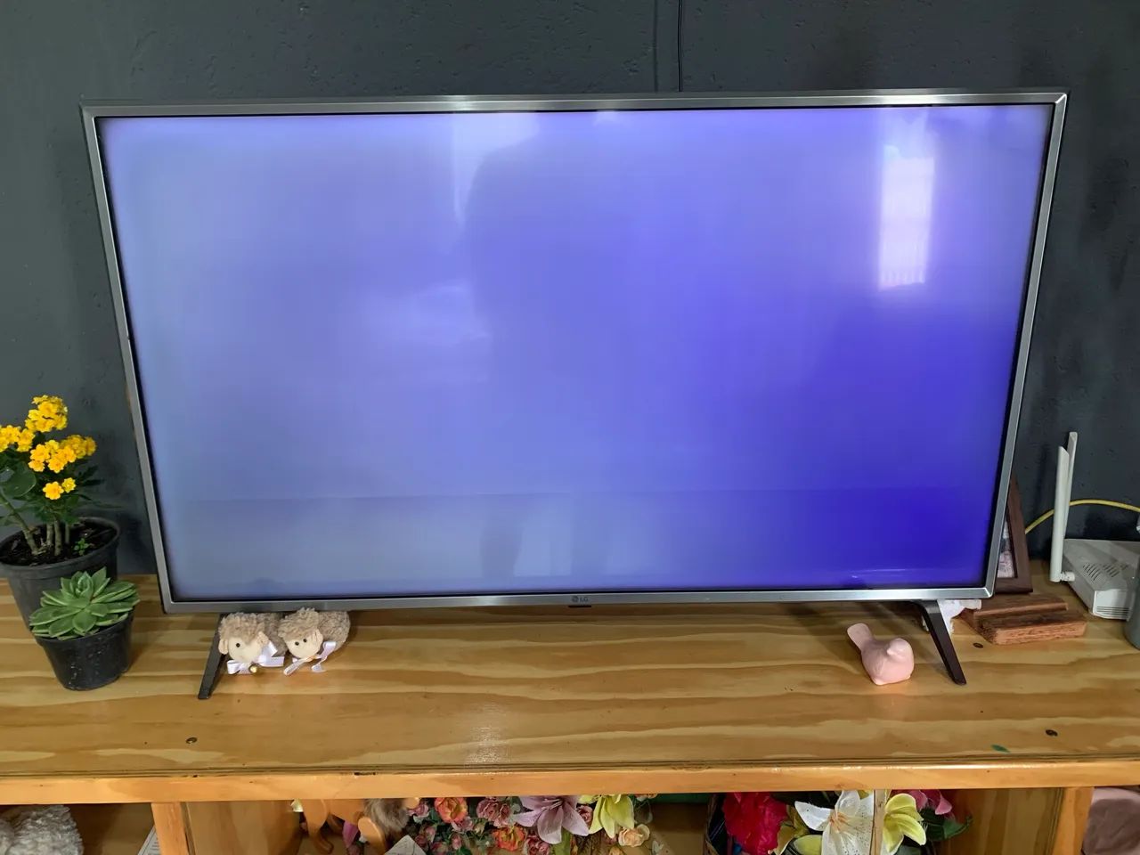 TV COM DEFEITO 