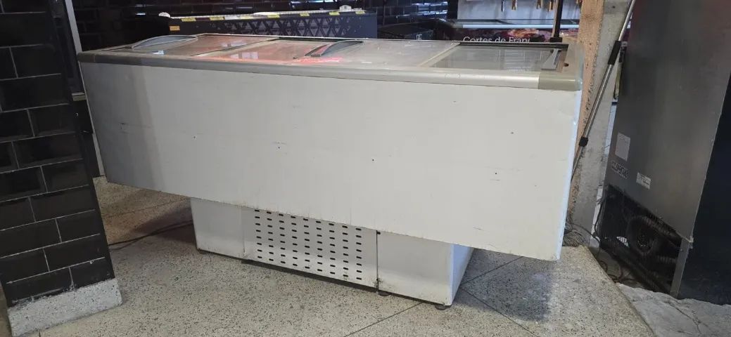 Ilha Fricon 2 metros congelados 220V