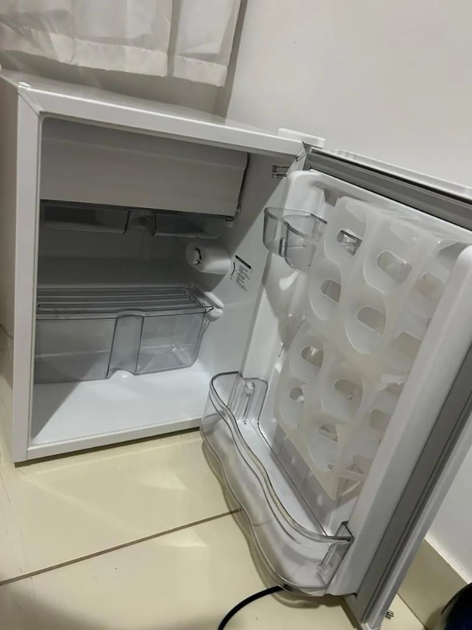 Frigobar Cônsul 76L - 220V ? - Foto 3