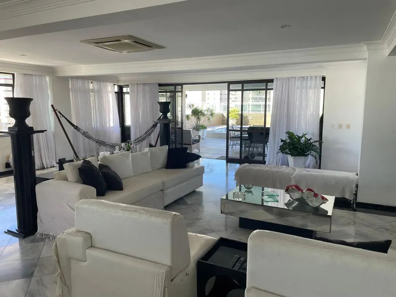 EXCLUSIVO TRIPLEX DE ALTO PADRÃO NO MUCURIPE