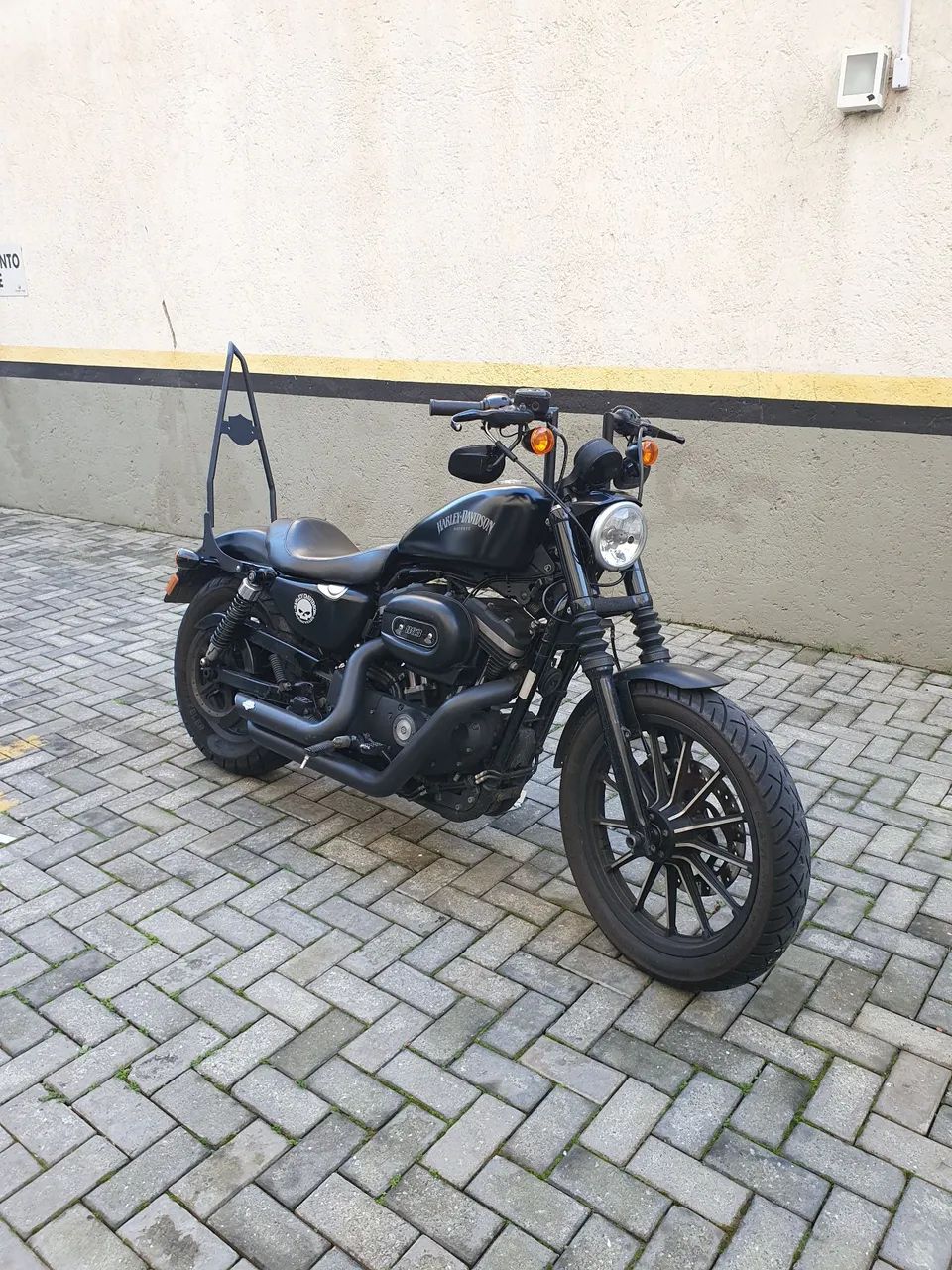 Vendo Harley 883 ano 2015 - Foto 2