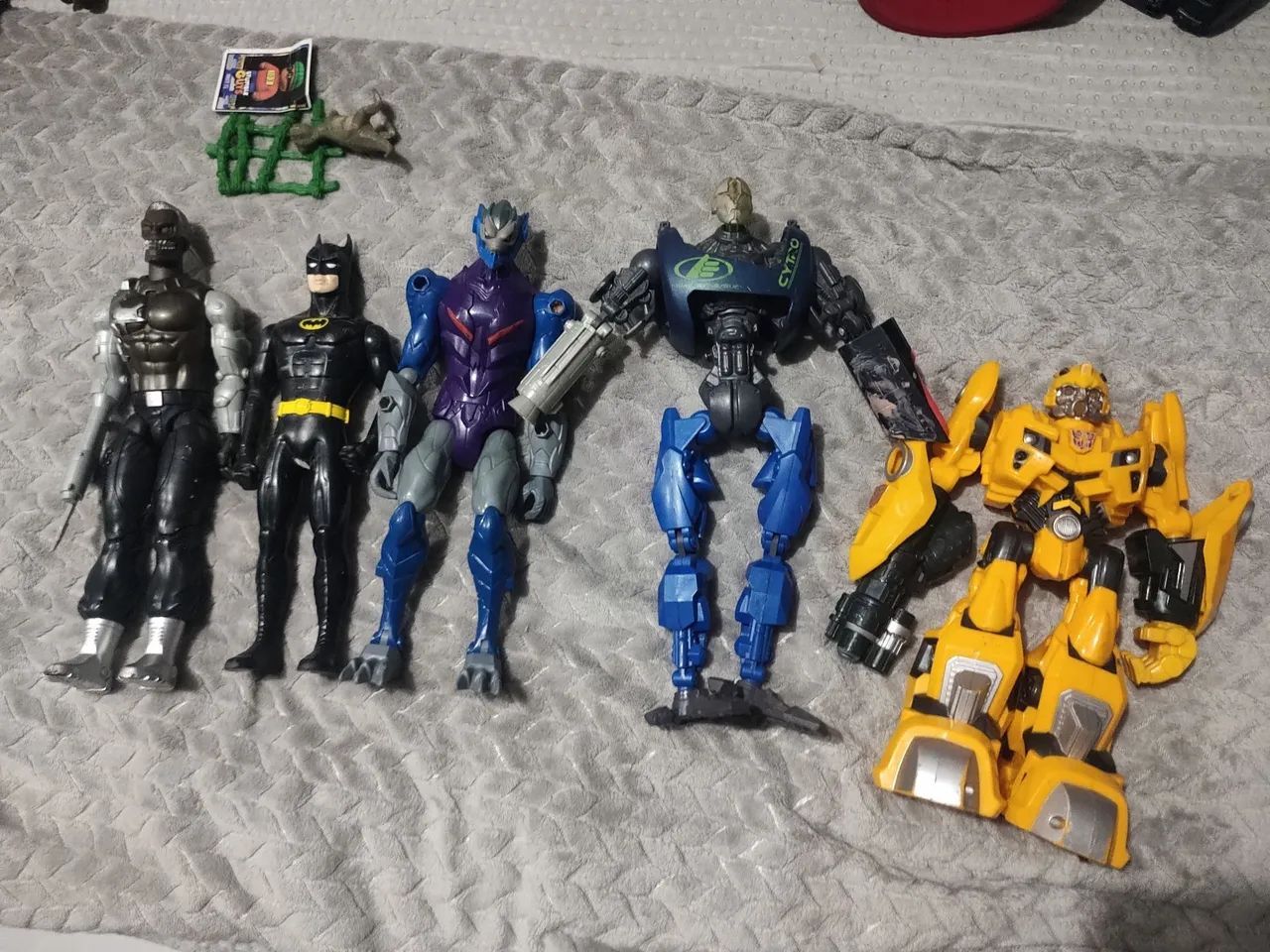 Bonecos articulados 