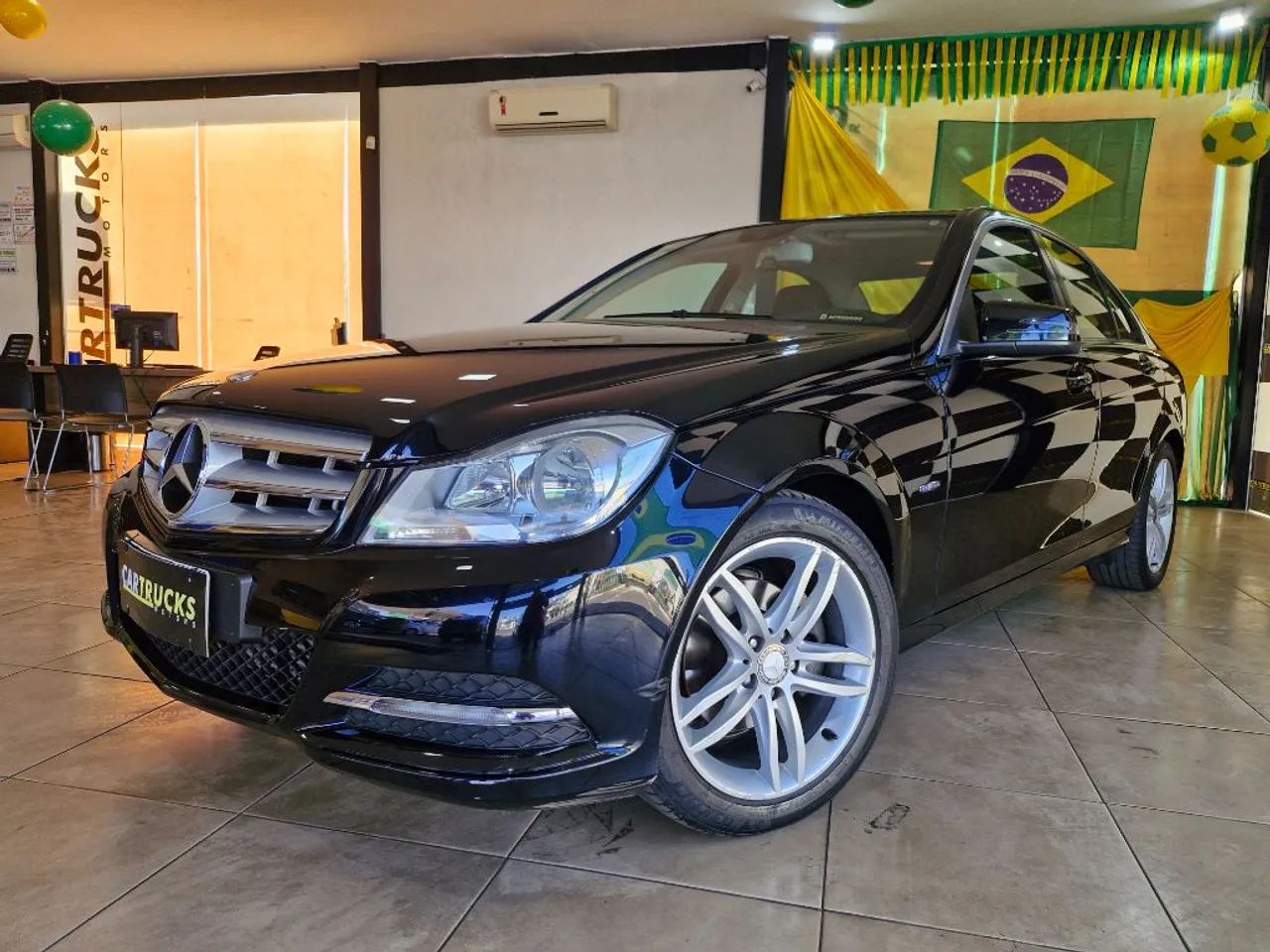Mercedes-Benz C-180 C-180 CGI Classic 1.8 16V 156cv Aut. 2012