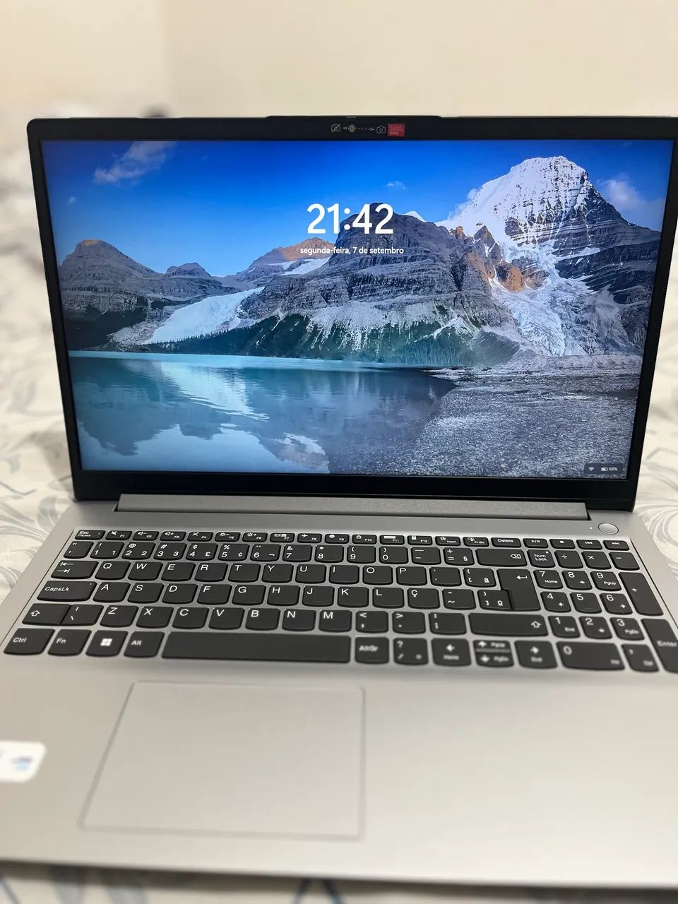 Notebook Lenovo i3