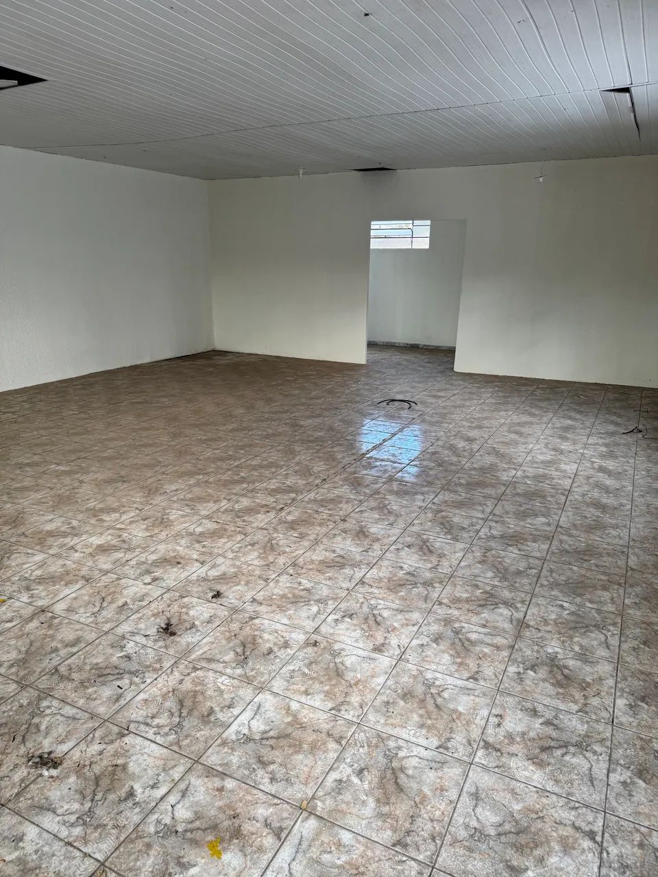 Alugo imóvel segundo andar 