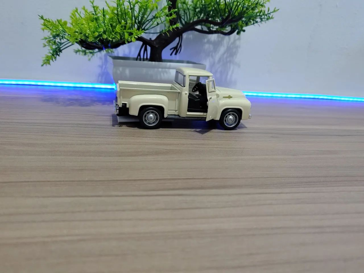 CARRINHO PICAPE 1956 BEGE COLECIONÁVEL  - Foto 5