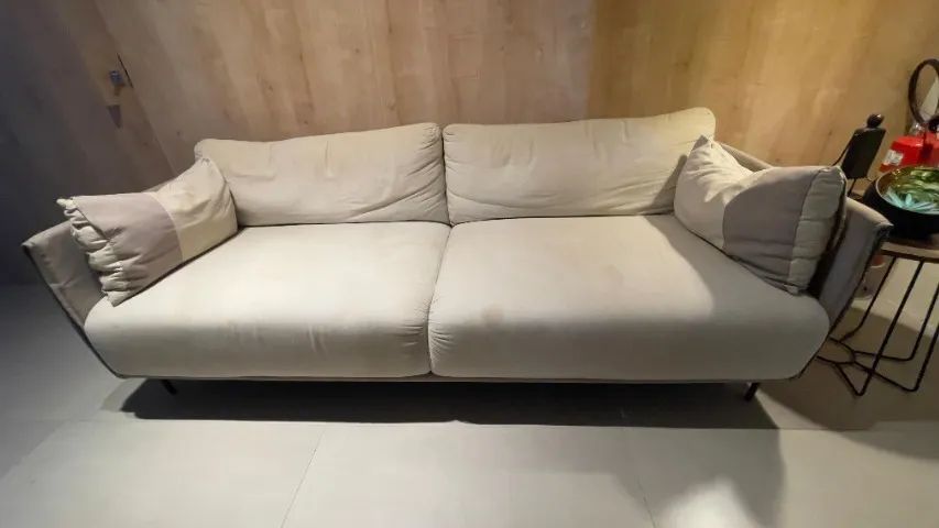 SOFÁ 03 LUGARES