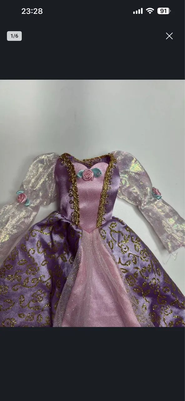 Barbie e vestido 