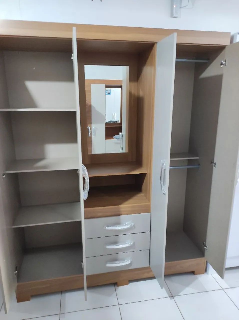 Guarda roupa de casal novo - Foto 4