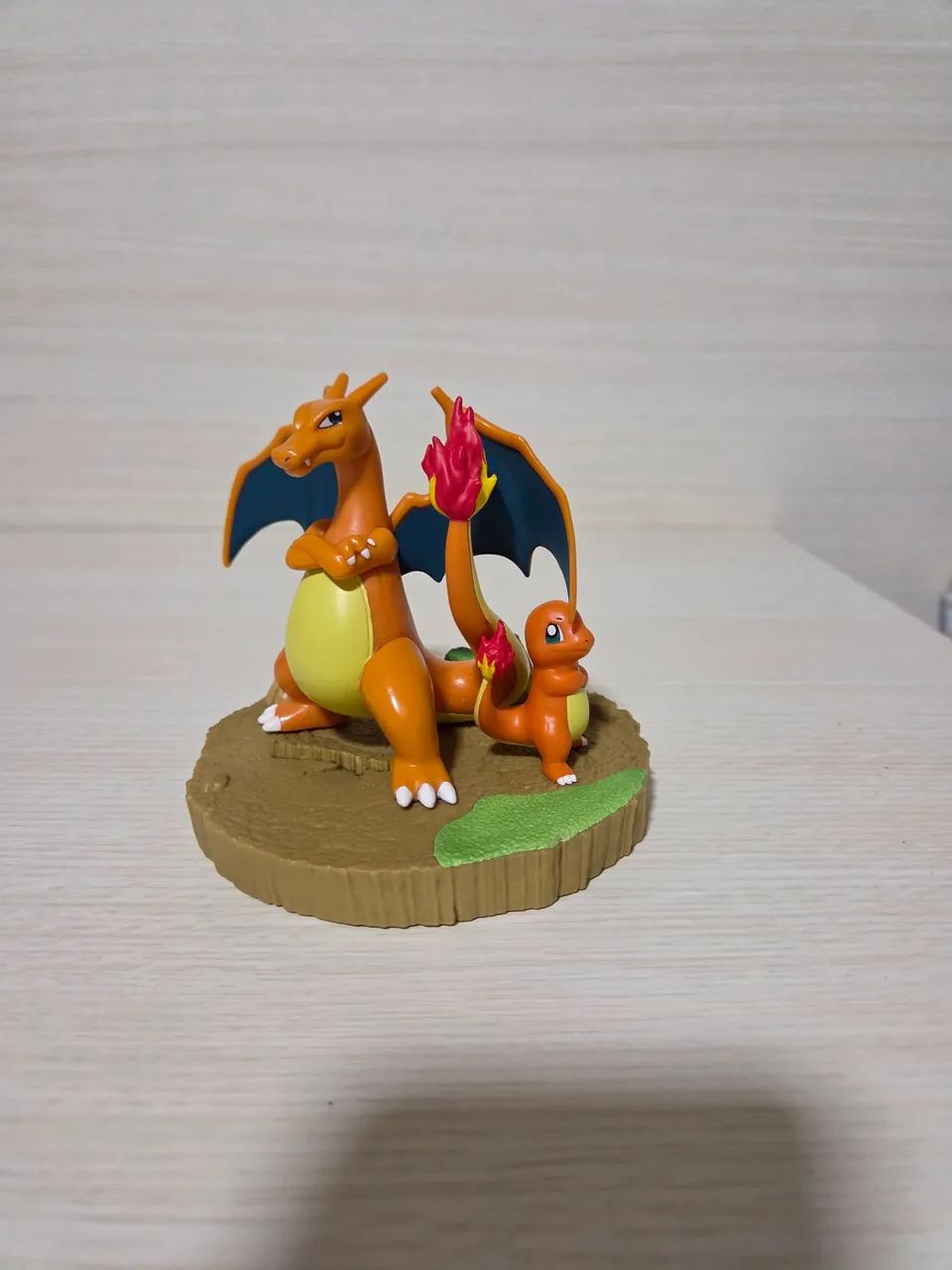 Charizard e Charmander Banpresto - Foto 3