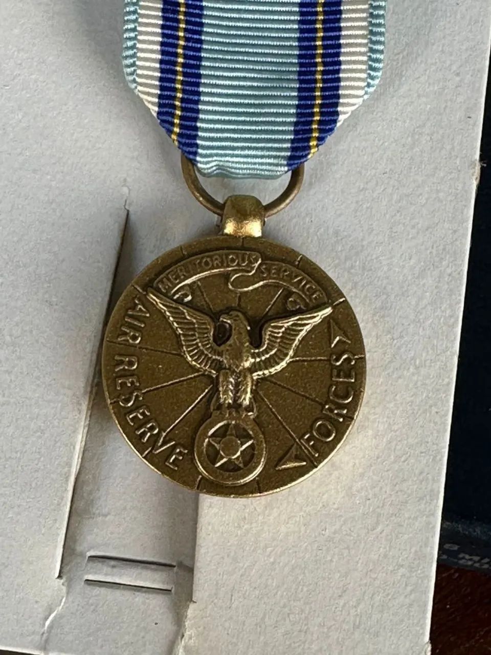 Medalha Reserva Força Aérea dos EUA Serviço Exemplar e Fidelidade - Foto 2
