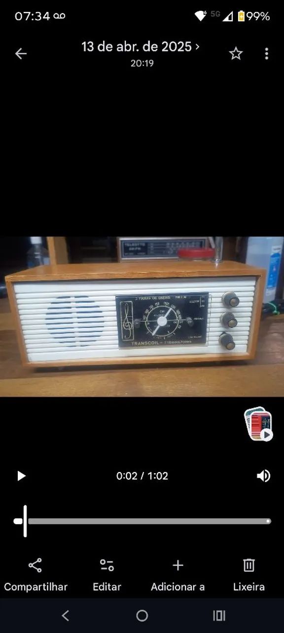 Rádio AM funcionando 