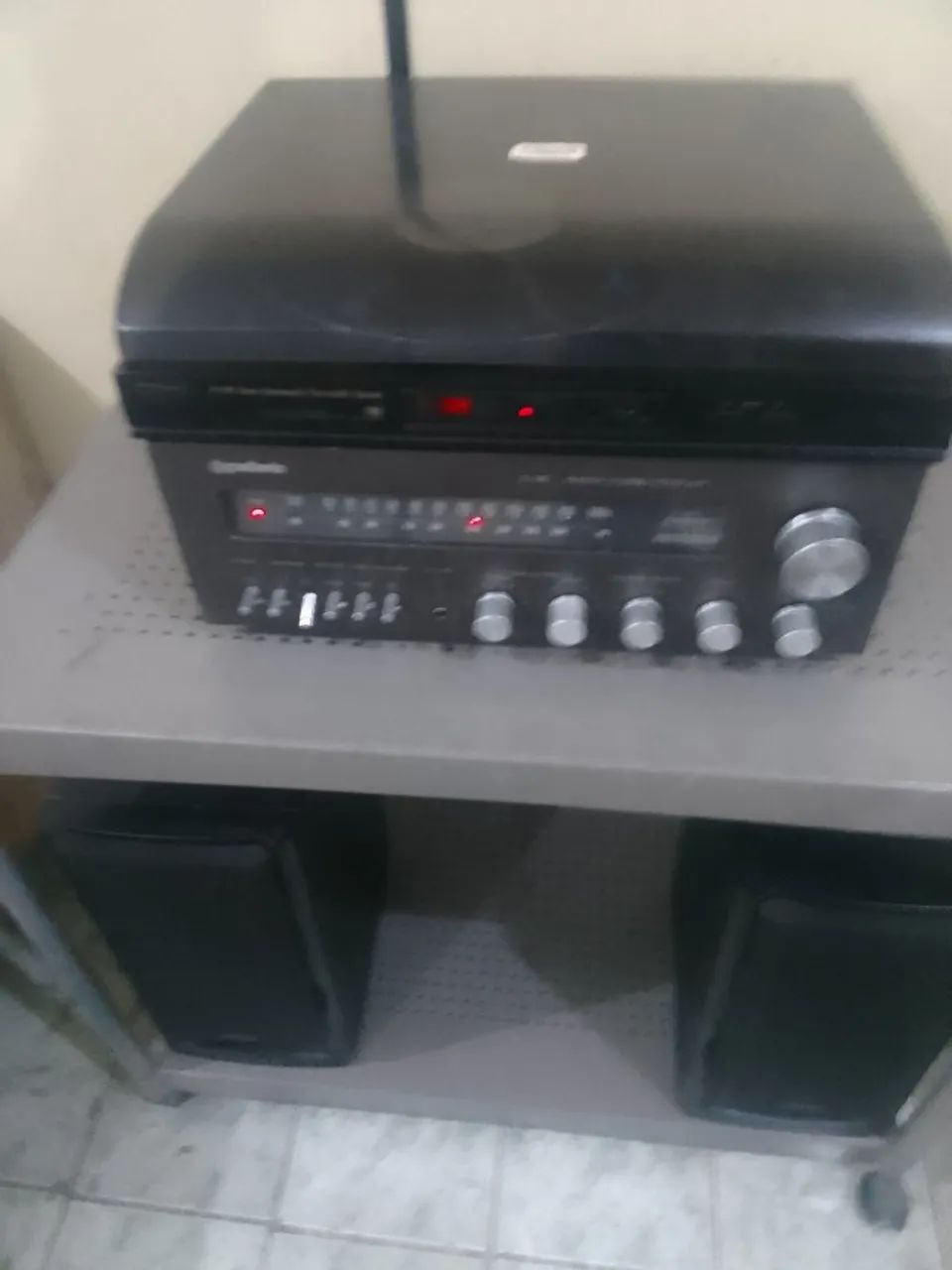 TOCA DISCOS COM RECEIVER GRADIENTE E CAIXAS PIONEER - Foto 2