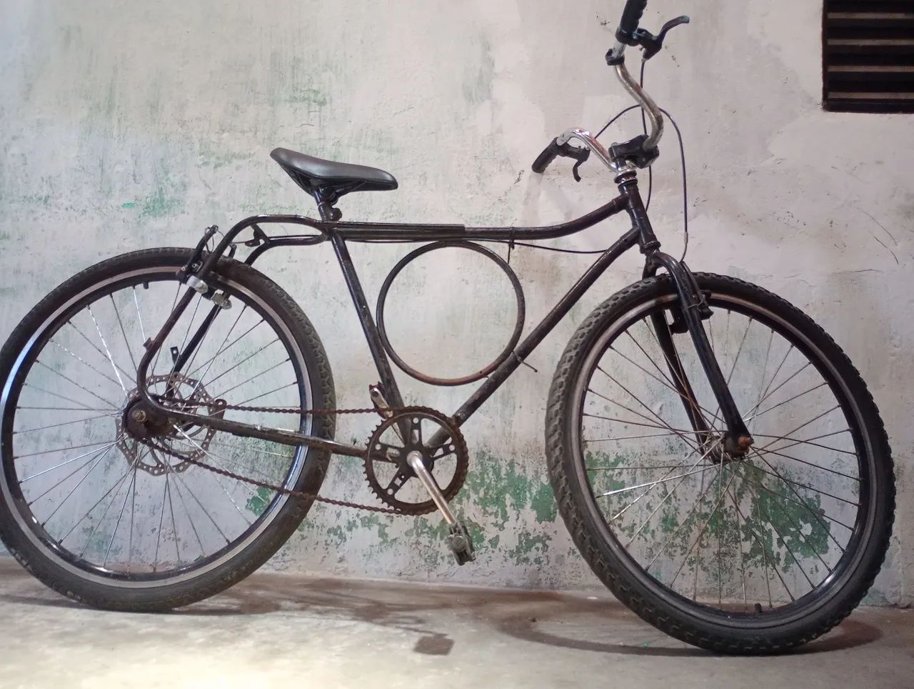 Bicicleta Monark clássica em bom estado