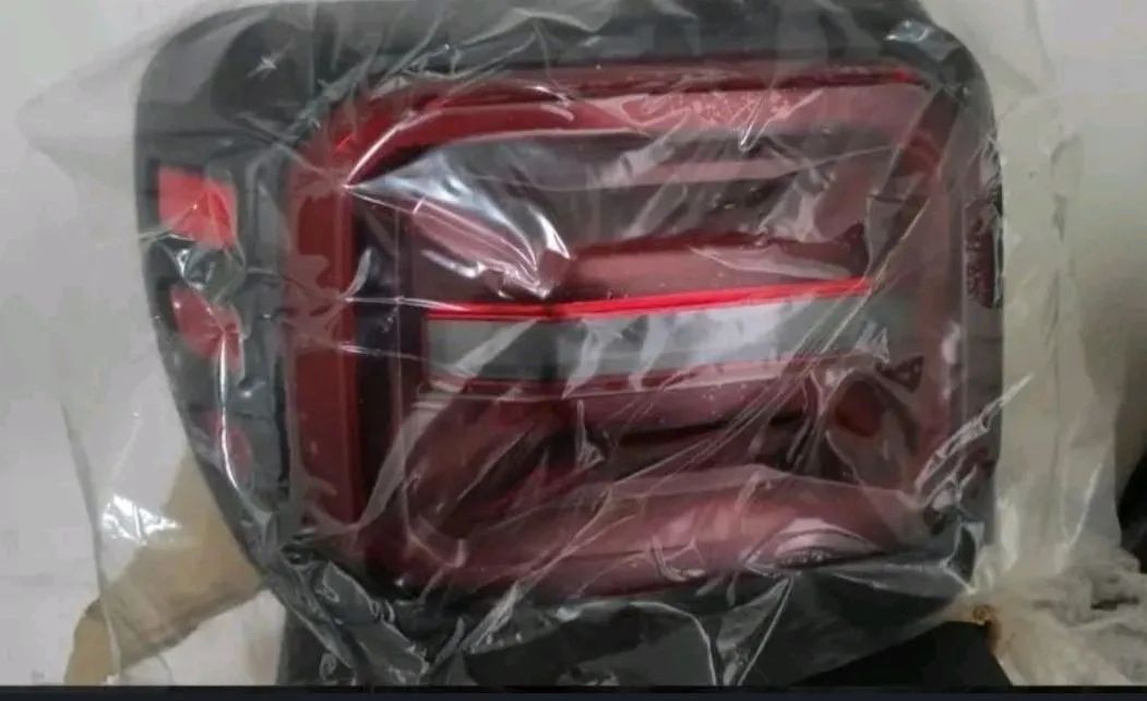 Vendo LANTERNA TRASEIRA DO RENEGADE 2022/2026..ZERO SEM USO..