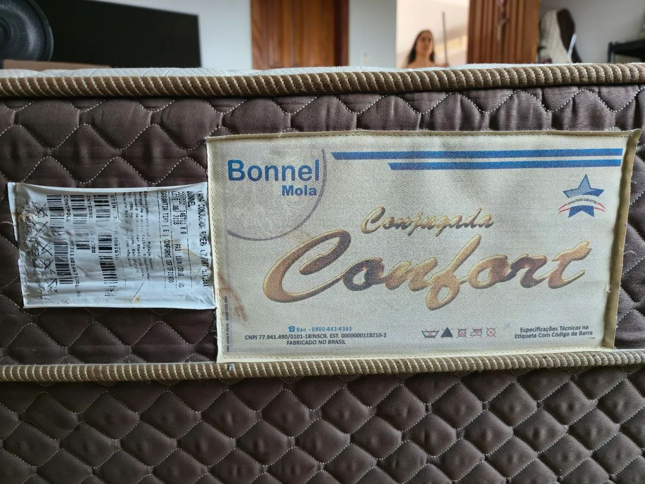 Vendo cama box pra casal