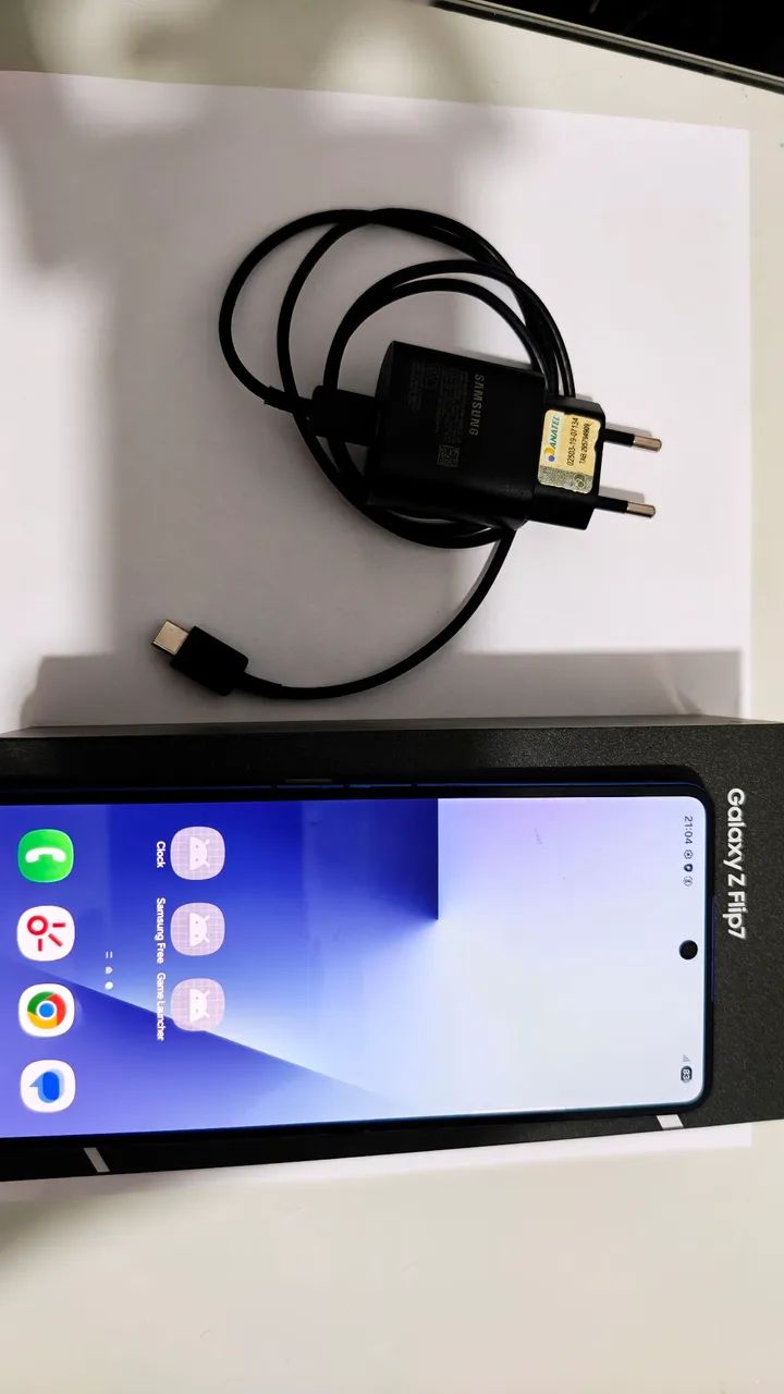 Samsung Galaxy Z Flip7 - Foto 2