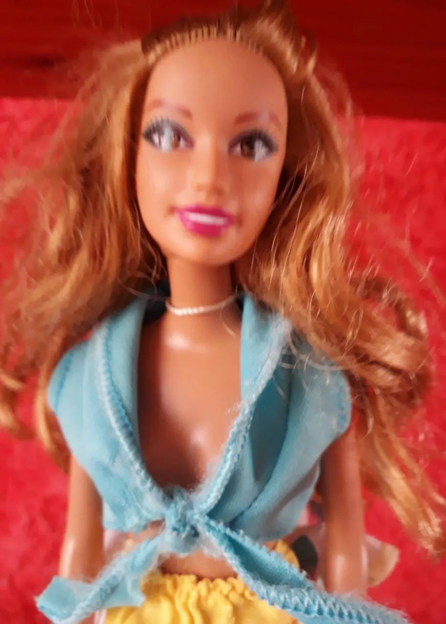  BARBIE DA MATTEL ANOS 2000  USADA / PASSEIO NA PRAIA