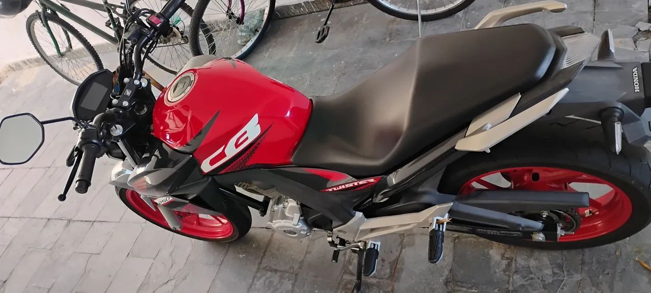 CB TWISTER 250 - Foto 4