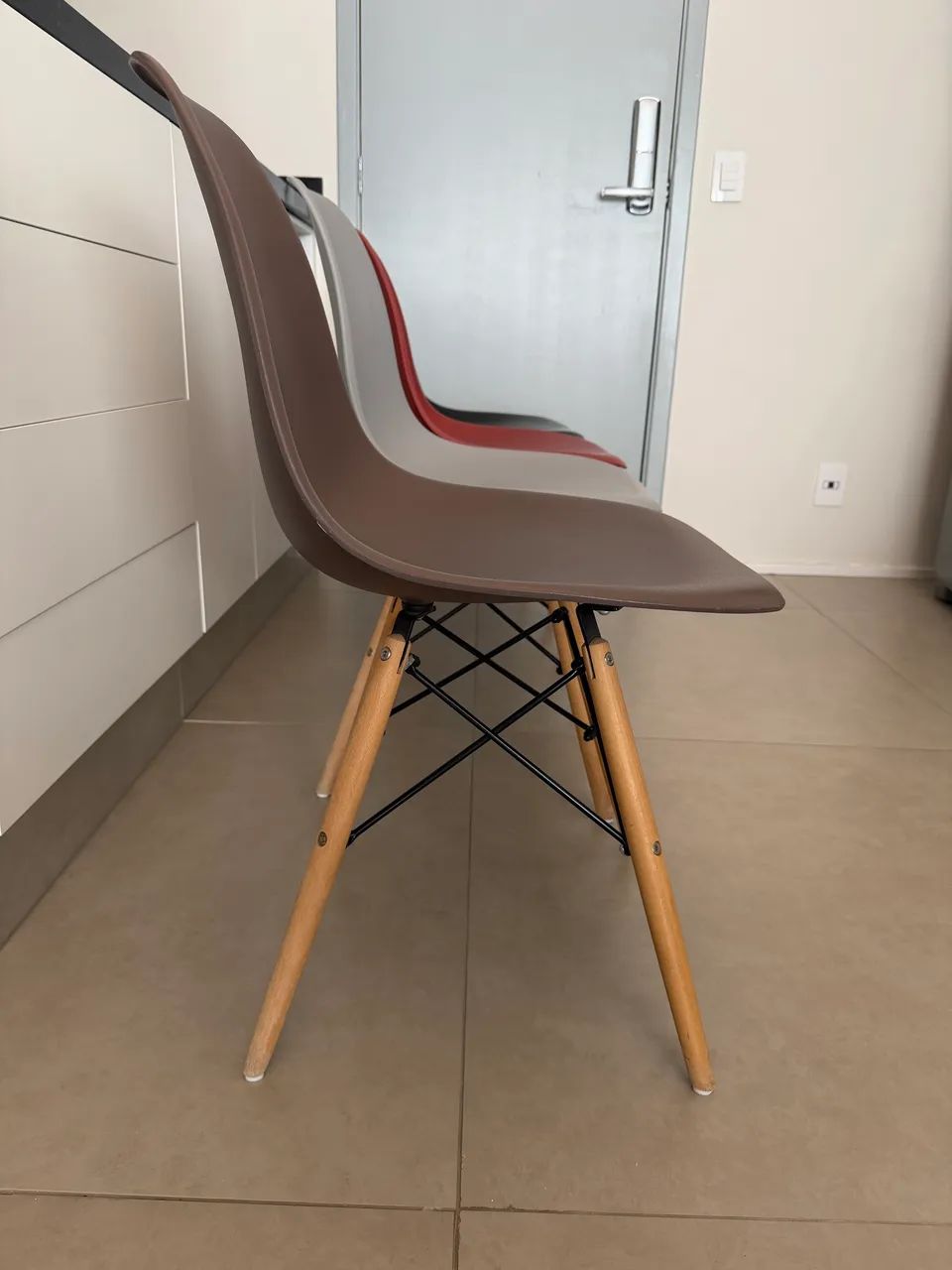 Conjunto 4 Cadeiras Modelo Charles Eames - Foto 3