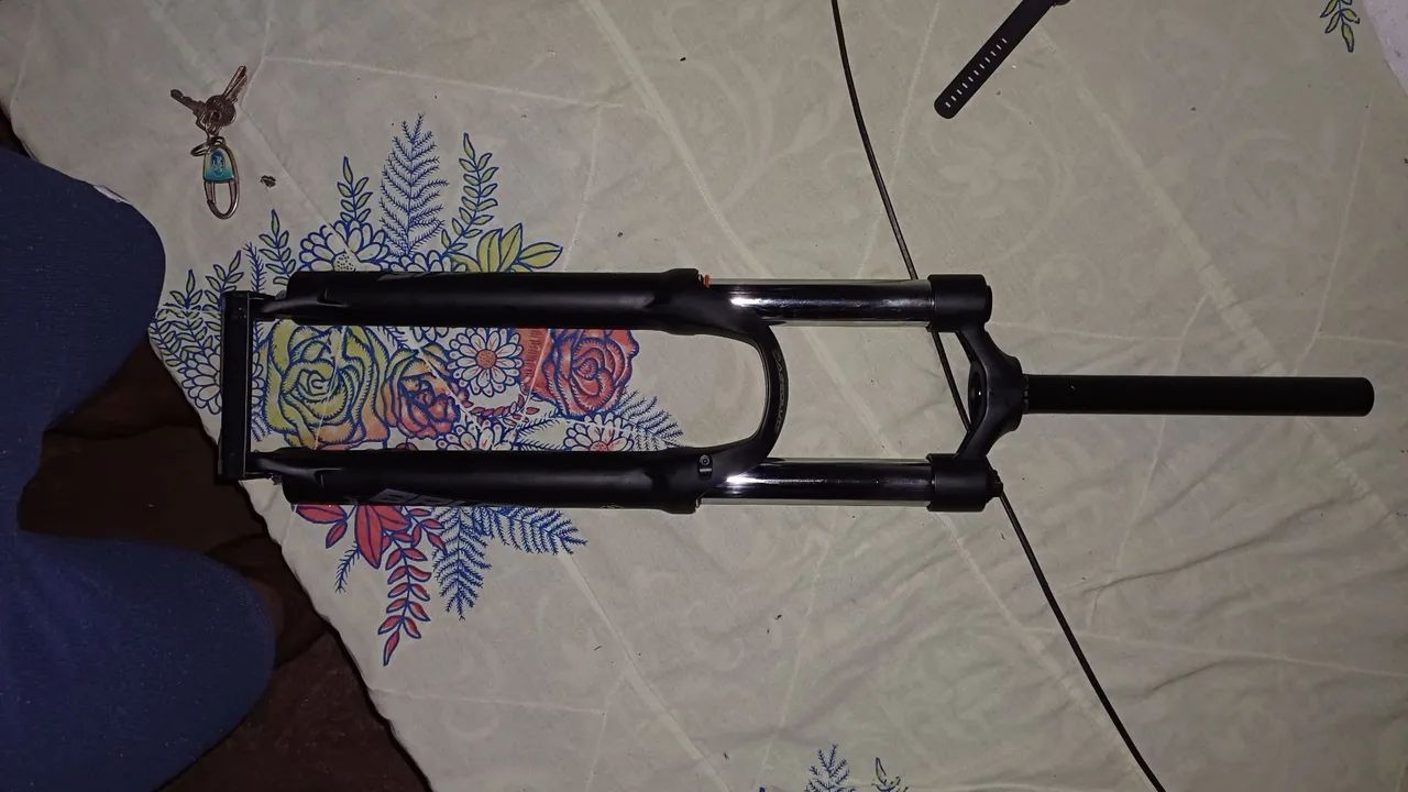 Suspensão absolute brutos FR aro 26, aceito troca