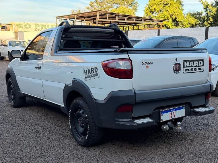 Fiat Strada Working Hard 1.4 Fire Flex 8V CS 2016 - Foto 4