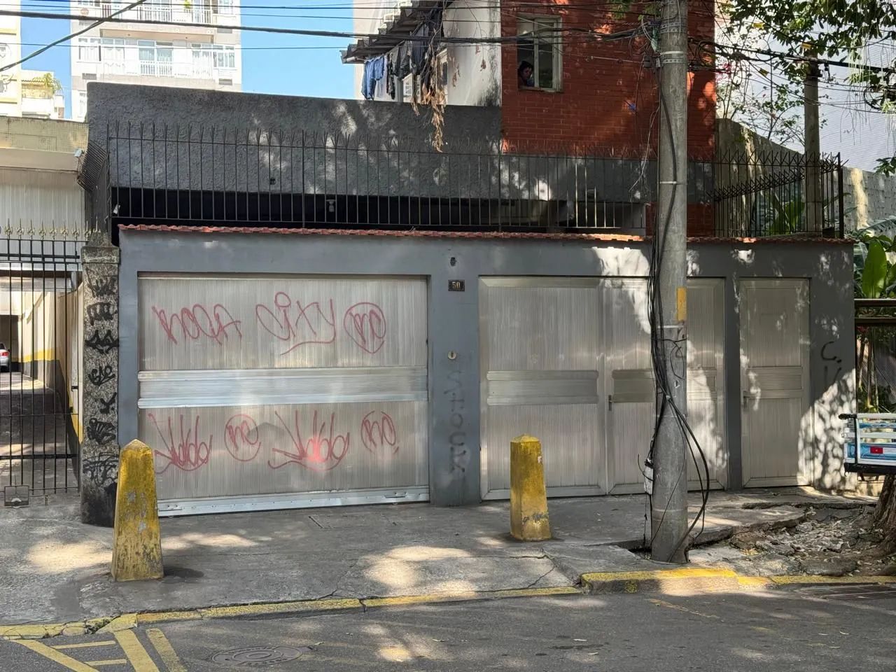 Vendo garagem 