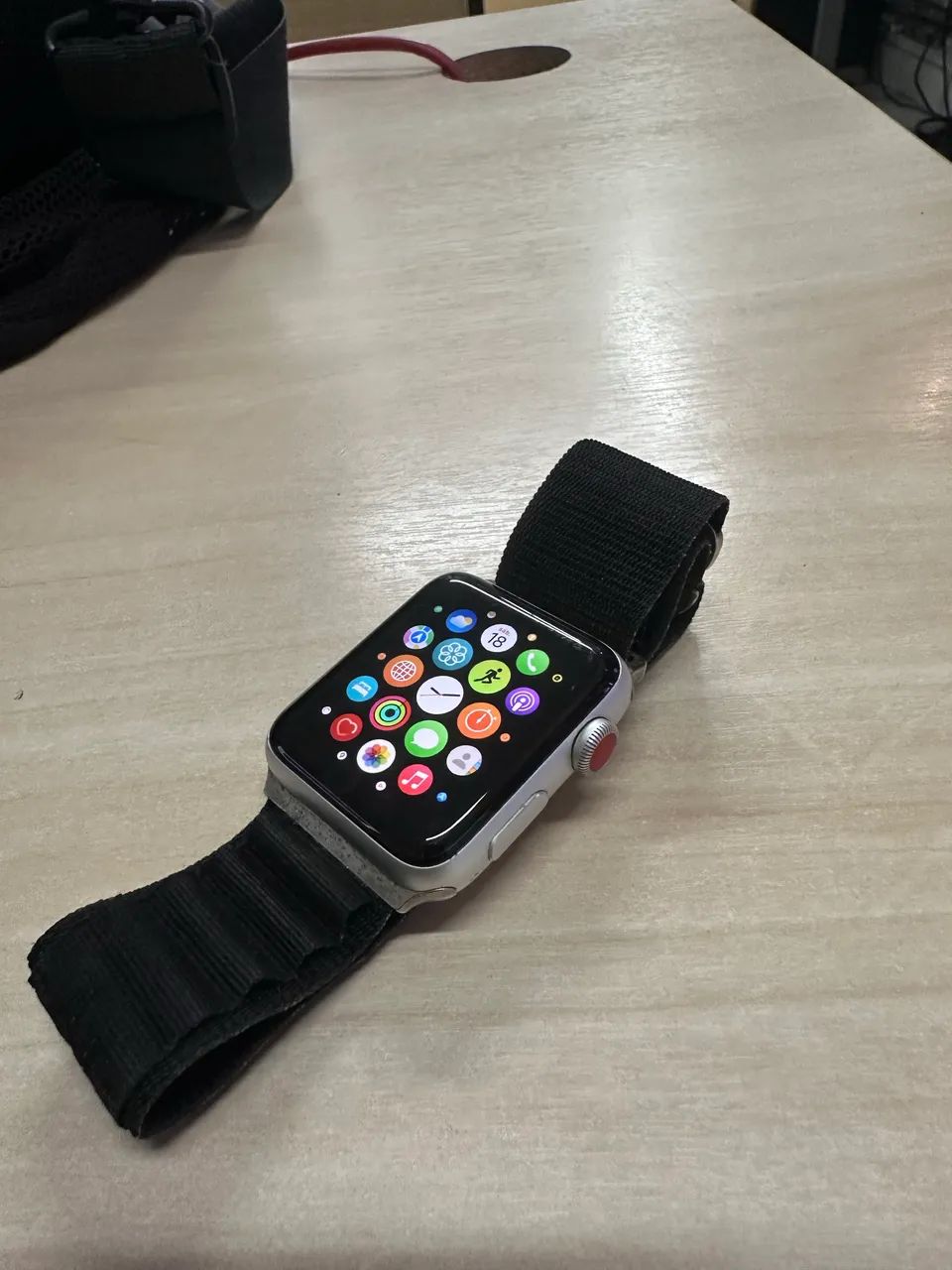 Apple Watch séries 3 42mm GPS LTE