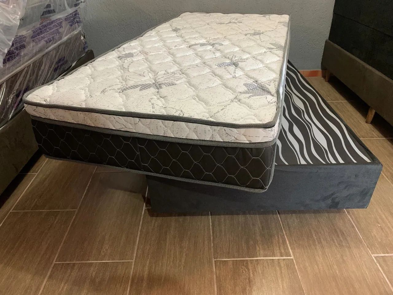 CAMA BOX SOLTEIRO MOLAS ENSACADAS - NOVA / ENTREGAMOS  - Foto 2