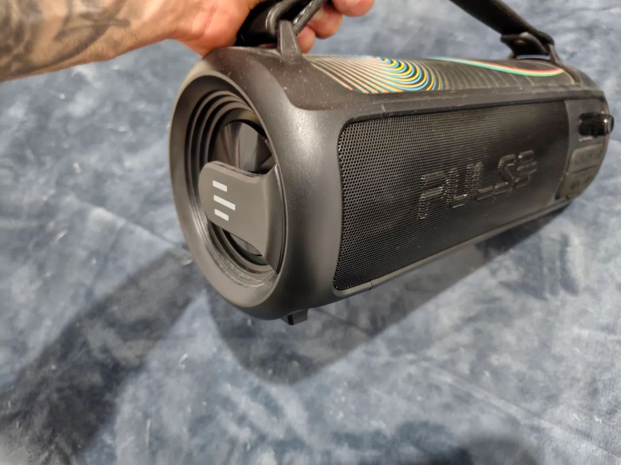 Caixa de Som Bluetooth Pulse (Com Alça, Entrada P2/Microfone, USB e P2) - Foto 4