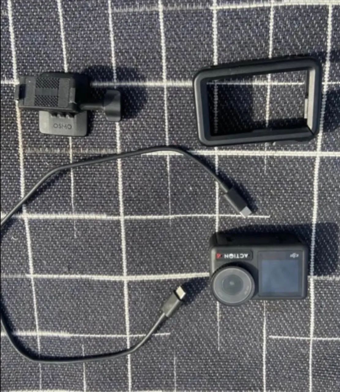 Vendo Dji action 4 Standard - seminova  - Foto 2