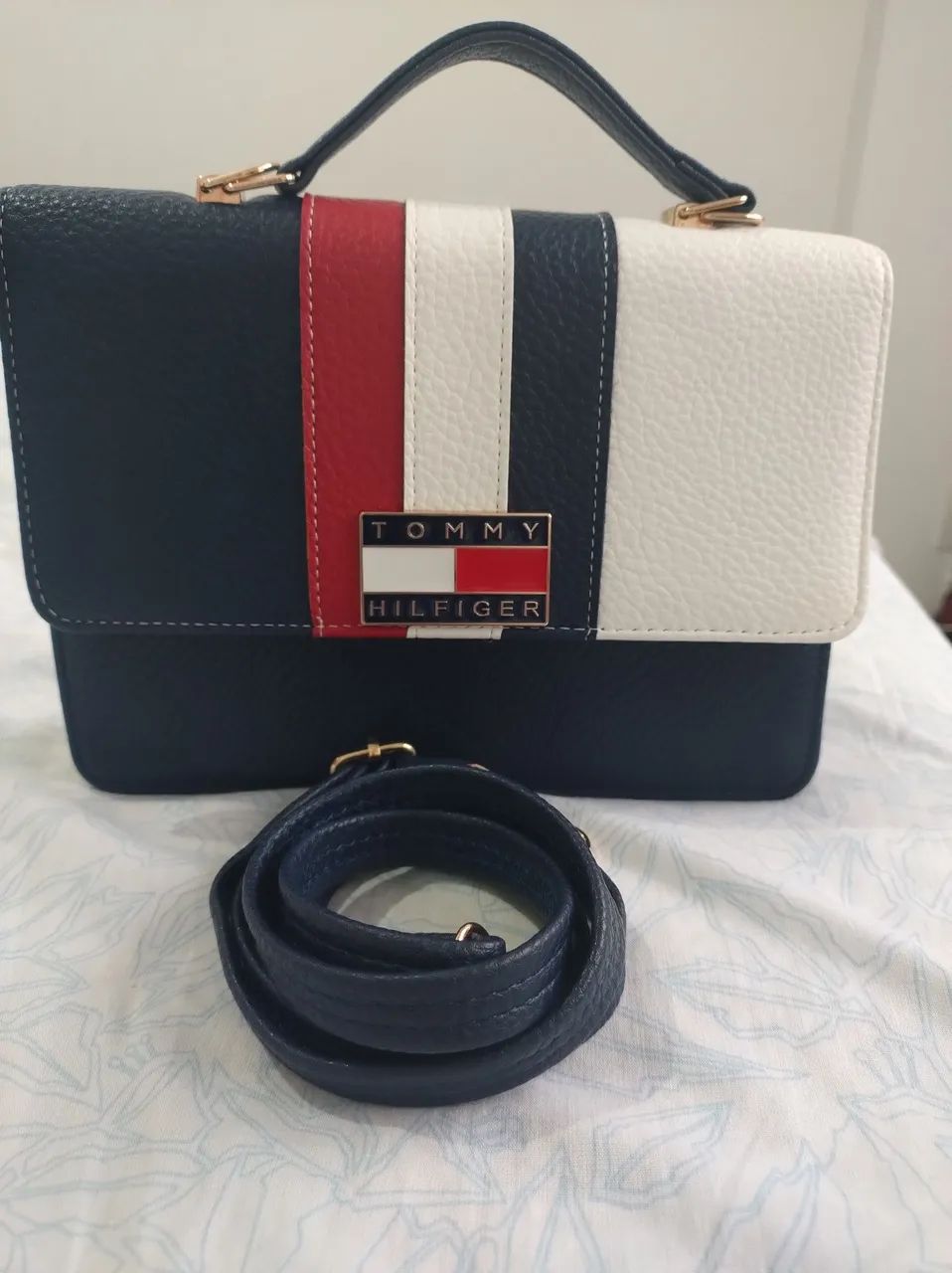 Bolsa de mão e ombro  !     comprei Estados Unidos  - Foto 2