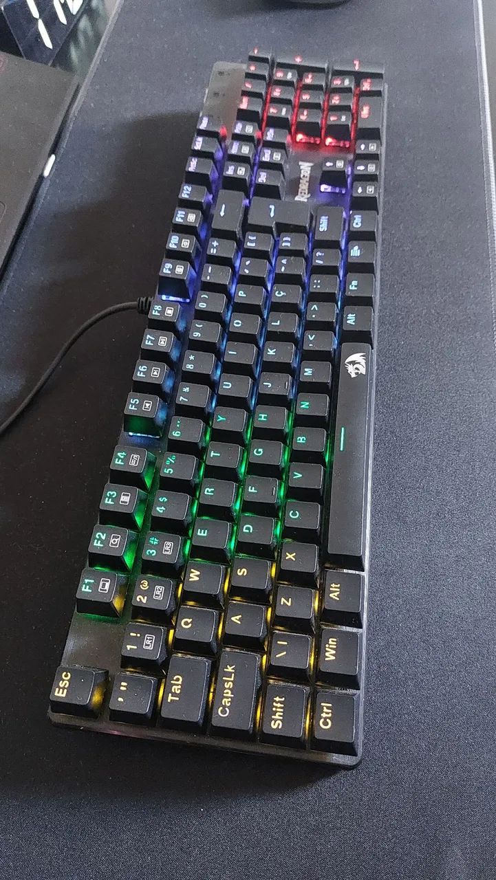 Teclado Mecânico Phantom Rainbow 100%