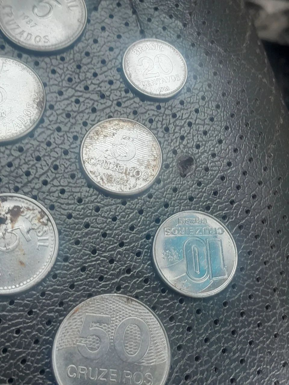 Moedas antigas vendo aceito propostas  - Foto 2