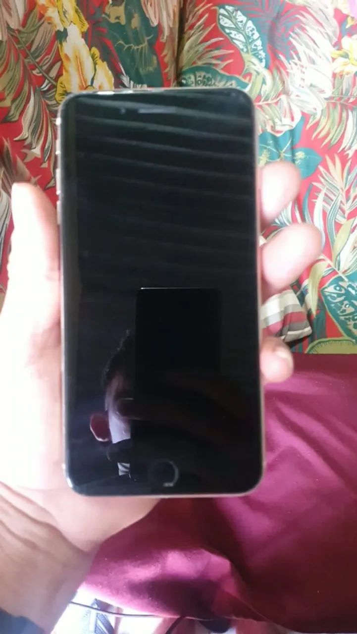 iPhone 8
