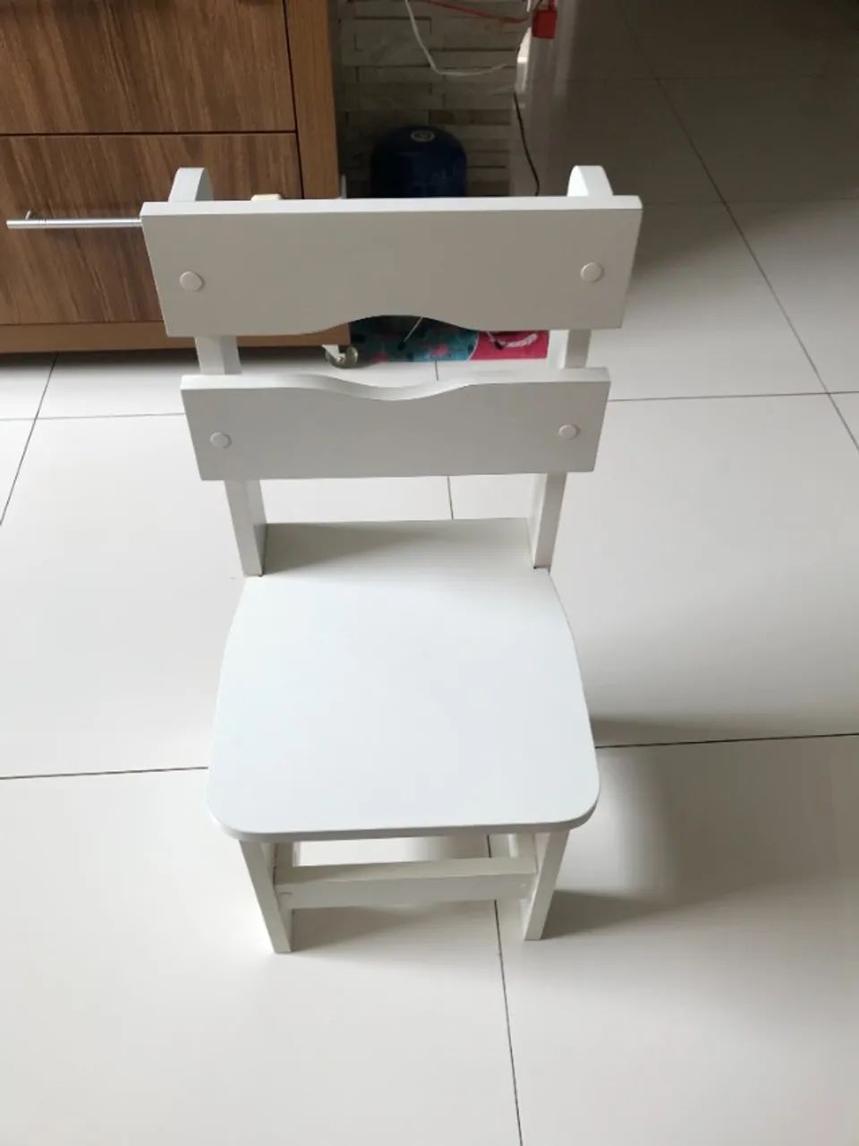 Mesa Infantil com 04 cadeiras MDF Branco Laminado - Foto 2