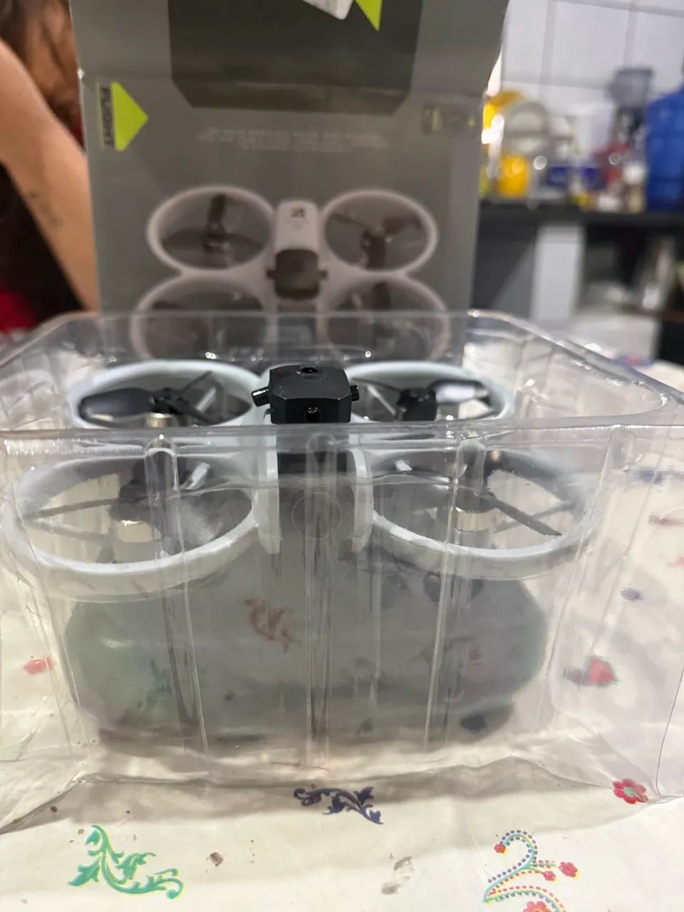 Drone com câmera e controle  - Foto 4