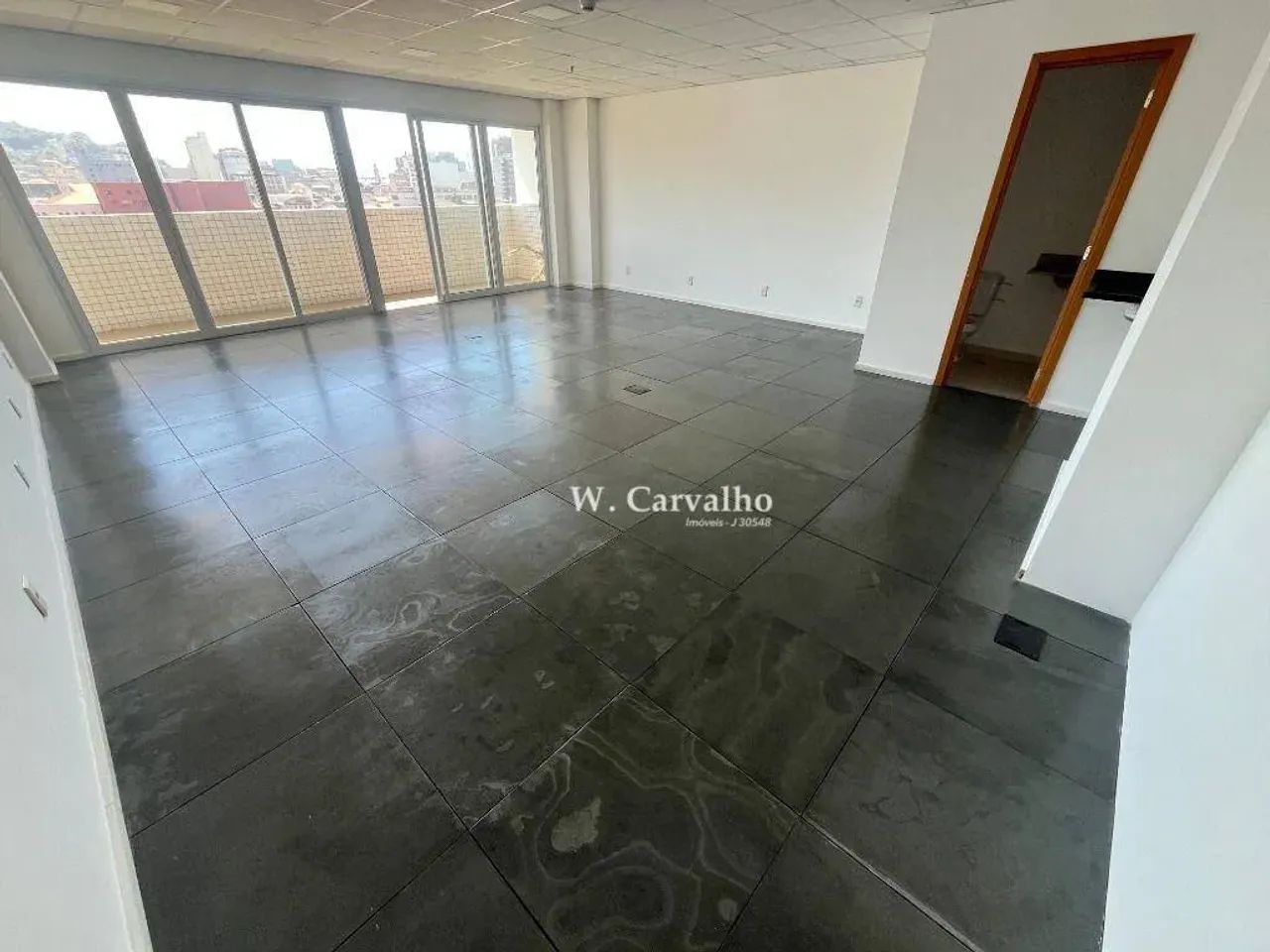 Salas Comerciais no Edifício Tribuna Square !!! Excelente oportunidade para quem busca esp - Foto 2