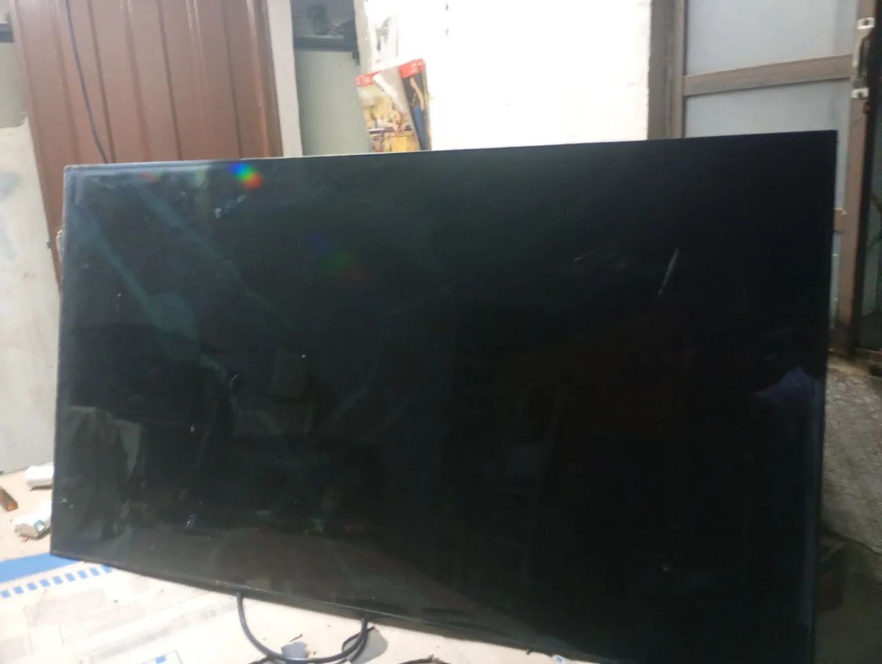 TV MONITOR SAMSUNG COLOR DISPLAY COLOR DISPLAY UNIT MODELO UE46C  - Foto 4