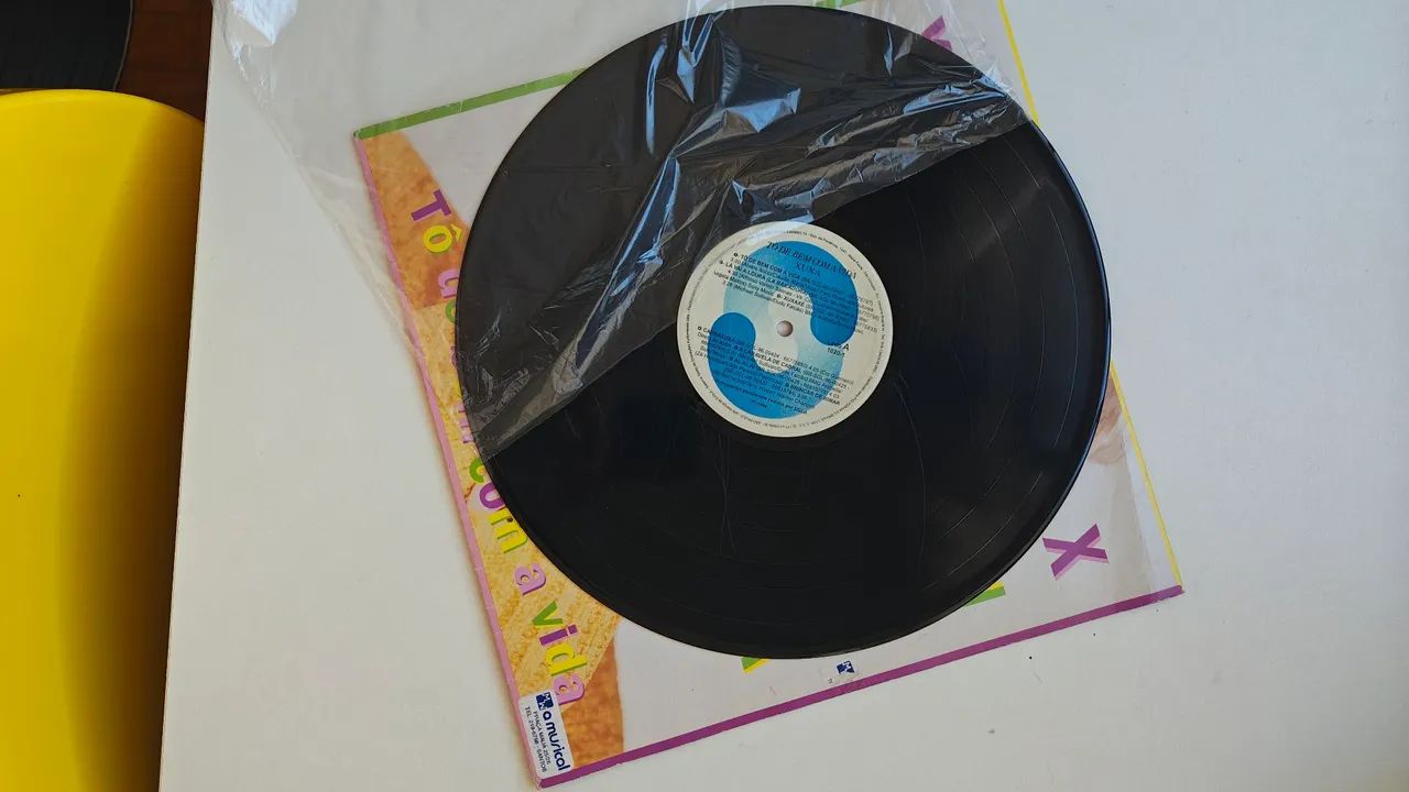 Xuxa to de bem com a vida vinil  - Foto 5