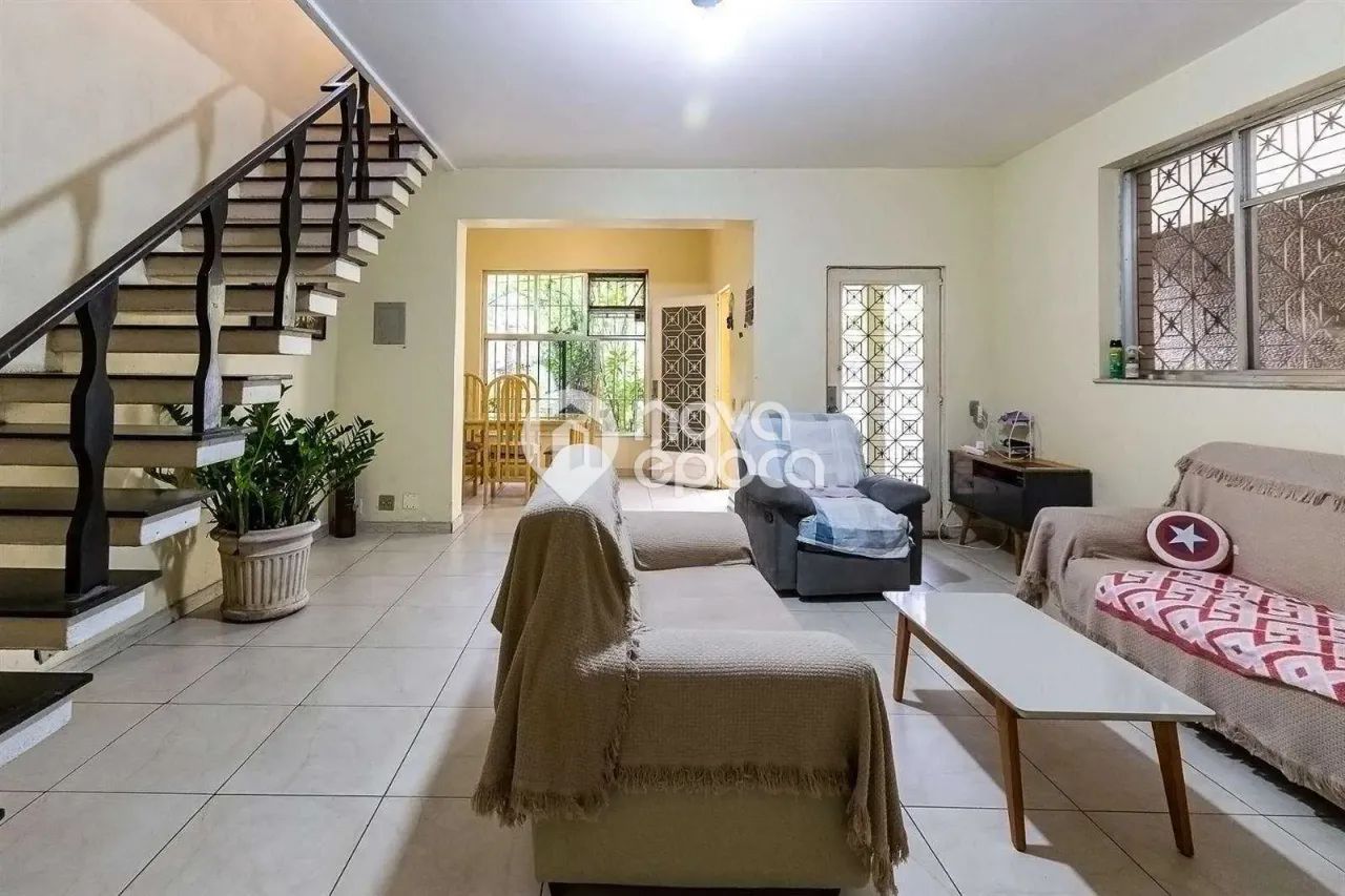 Méier | Casa 5 quartos, sendo 2 suites