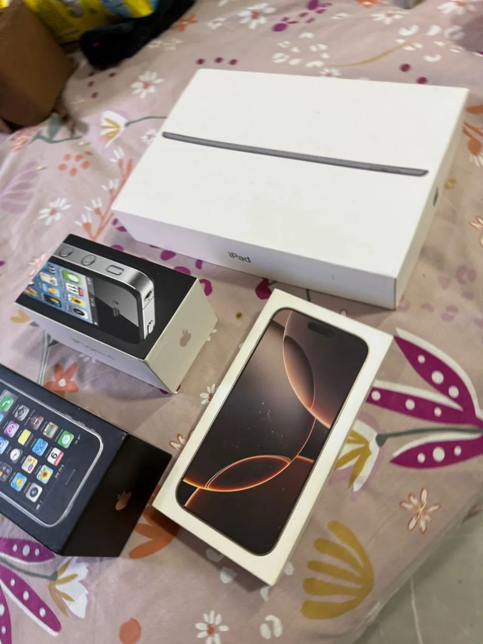Vendo caixas de celulares novinhas  - Foto 4