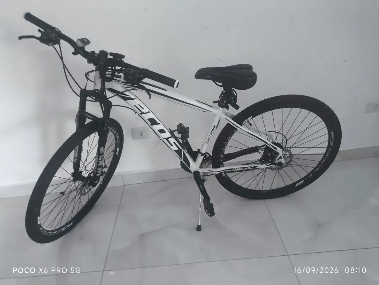 Bicicleta aro 29 impecável 